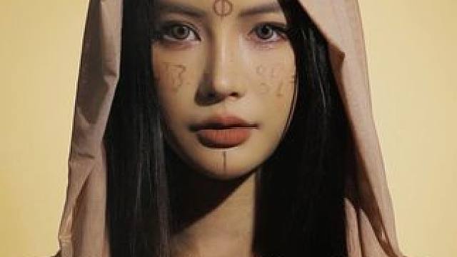 恭喜你找到异世界的入口#最近流行一种很野的变装#雅丹风穿搭