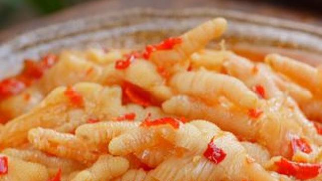 破价了！ 新升级的3斤鸡爪组合，原来一百多的，现在两位数到手！！#无骨鸡爪 #椒麻大杂烩 #好吃到停