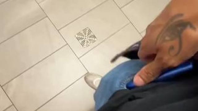 你以为是一支笔，其实。。。 #鱼竿  #玩个很新的东西