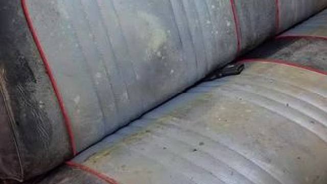 清洗45岁汽车发霉座椅#dou上热门 #解压视频 #专业的事情交给专业人去做 #极度舒适 #是时候展