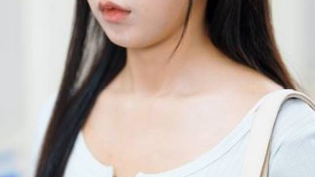 病重的母亲，烂赌的父亲，女孩走投无路意外遇到禁欲霸总 #火爆短剧来袭好看又上头的短剧