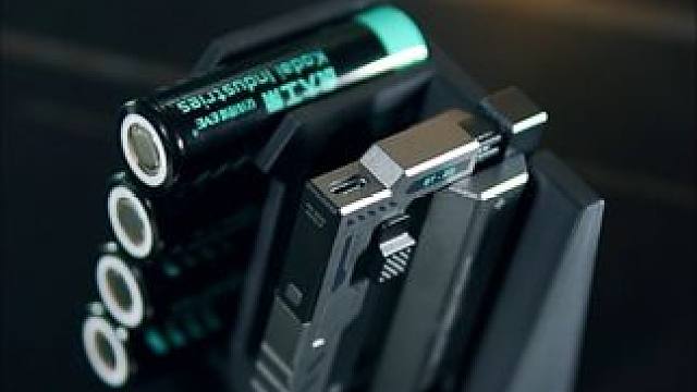 这个充电宝真的很帅哦，带出门也方便，放家里也能当摆件#虎大工业 #充电宝 #男生礼物推荐