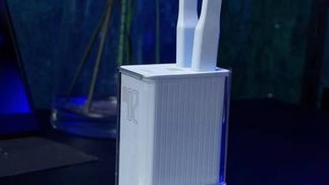 它既是一个充电宝，又是一个充电器 #三合一充电宝 #便携充电宝 #品胜3合一快充 #移动电源 #充电