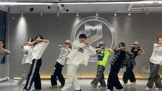 你们要的正面版（已镜面）整整齐齐的跑来啰！可慢速看，每个人都能学会#CC编舞 #给陌生的你听 #hi