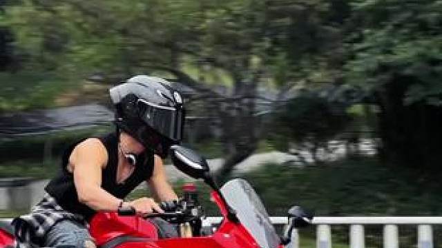 一定是男模吗 男摩不行吗 #BigDawgs#印度说唱之神#Waitaminute转场挑战