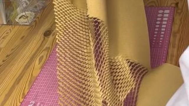 外国小姐姐沉浸式打包订单 #打包视频 #助眠解压 #解压 #强迫症治愈系 #声控解压