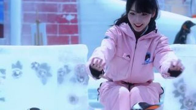 “我与企鹅”的人生照片，给我生一万只企鹅宝宝 #楼下超好逛  #中秋来广州蹭个凉