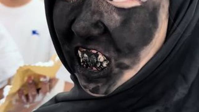 憋笑挑战 #气氛搞起来 #办公室游戏 #看一遍笑一遍