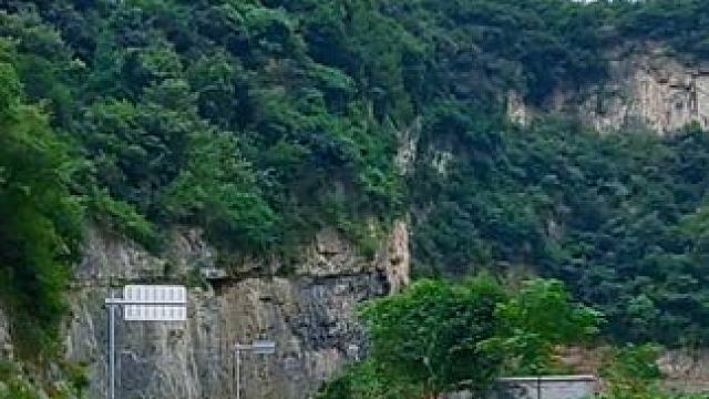 巩义版黑毛沟大峡谷 #沿途风景随拍 #河南刚哥#志刚在路上