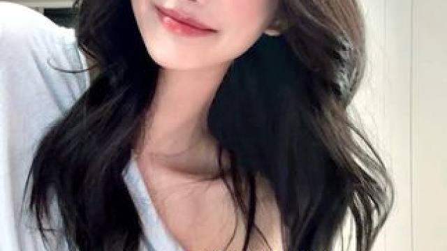 只有女生才懂这个似卷非卷头发的含金量！！ #卷发教程 #发型 #韩系大卷