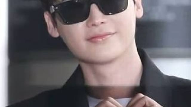 李钟硕还是那么帅 #李钟硕 #穿搭 #帅就完事了