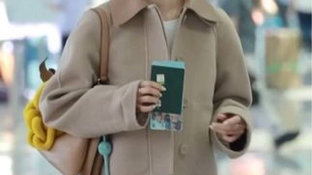 宋慧乔机场穿搭颜值状态 #宋慧乔 #穿搭 #完美身材 #又美又飒 #美出高级感