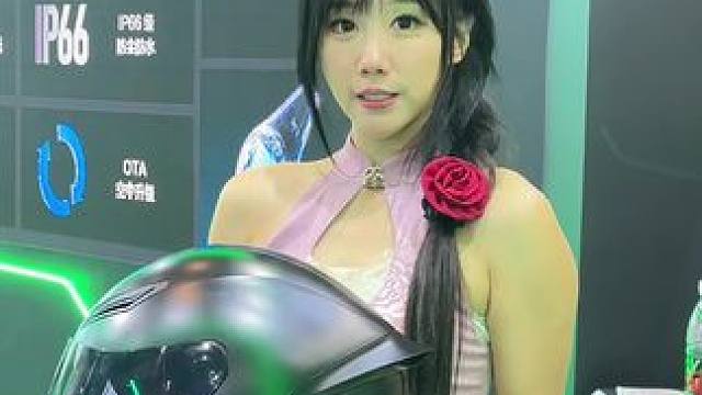 你的耳机分一半，因为我的肌肉比你大