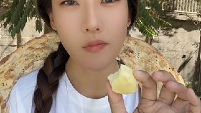 香香糯糯的驼奶疙瘩，新疆生产新疆发货，现在有活动满两袋送切糕 #新疆特产 #新疆驼奶疙瘩