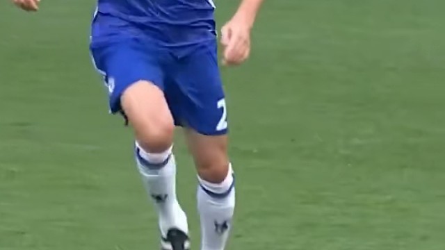 真是一粒乱七八糟的精彩进球，好球