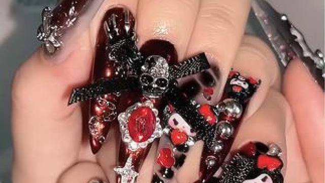 沉浸式手工制作vlog｜精致女人沉浸式自制美甲vlog～✨☺️ 
#美甲 #刚做的指甲盖子 #自制美