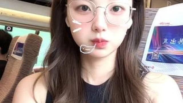 姐妹们中秋节快乐～ #甜甜的手势舞 #肢体不协调#瞎跳跳 #社恐内向