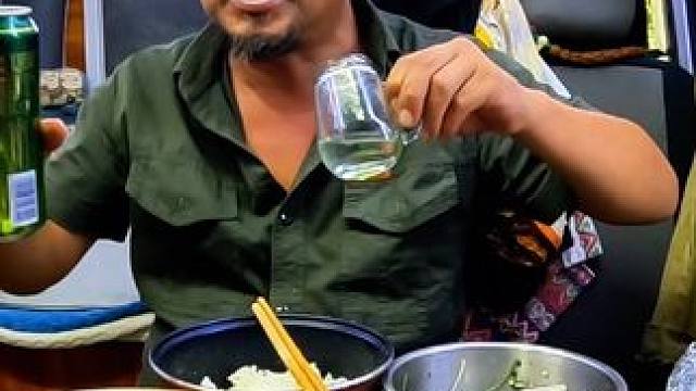 4000公里高速不花一分钱，看看沙大厨行不行 #房车旅行 #自驾游