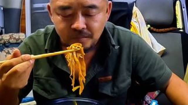 吉林白城出发一路蹭高速，第一天露营康平北，看看吃的啥#自驾游 #房车旅行