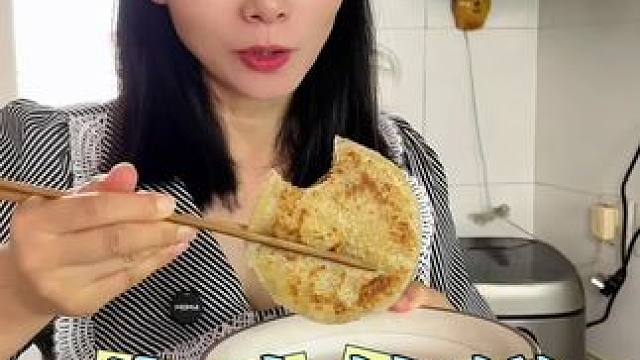 营养好吃的牛肉饼！#牛肉饼 #妈呀太香了 #早餐吃什么 #牛肉馅饼