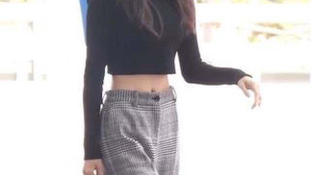 文佳煐机场穿搭颜值状态 #文佳煐 #穿搭 #完美身材 #又美又飒 #美出高级感