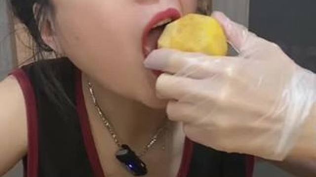 #各地特色月饼上分大赛 #爱就是一起吃好多好多顿饭 #南方人是怎么吃月饼的 #吃货一枚鉴定完毕 #妈