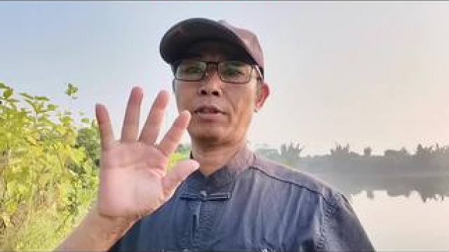 山清水秀好钓鱼小鱼也疯狂！ 山清水秀好钓鱼
小鱼也疯狂！#钓鱼人 #钓鱼的乐趣只有钓鱼人懂 #钓鱼人