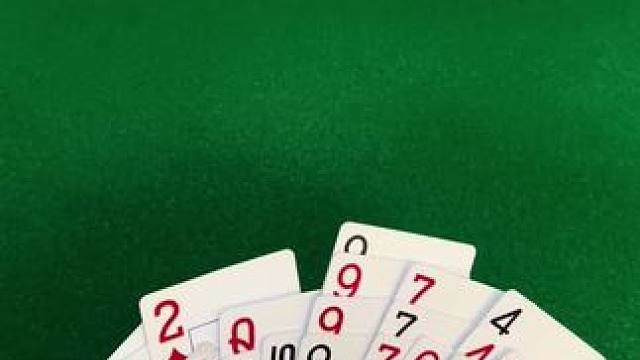 #是时候展现真正的技术了 #四人斗地主 #斗地主的百种姿势 #不管牌咋样气势不能输