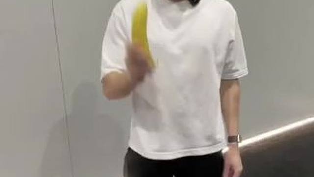 牙齿也有素颜霜了，产品的原理就是黄色和紫色中和变成白色，非永久性的哦  #牙齿美白 #hismile