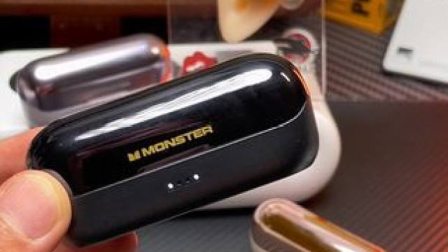 新款！相比普通蓝牙耳机戴着不舒服。这次升级后的魔声耳机，不管上下班路上，运动，骑行，打球。随时随地戴