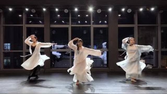 黑神话：悟空！！！不跳怎么阔以！！！#壁上观 #黑神话悟空  #国风爵士 #舞蹈课堂随拍 #卷卷编舞