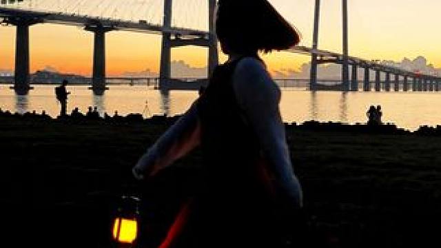 在中山，你会早起去看一场深中通道的日出吗？#旅行推荐官 #航拍 #一起看海