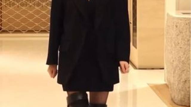 53岁李英爱穿搭颜值状态 #李英爱 #穿搭 #完美身材 #又美又飒 #美出高级感