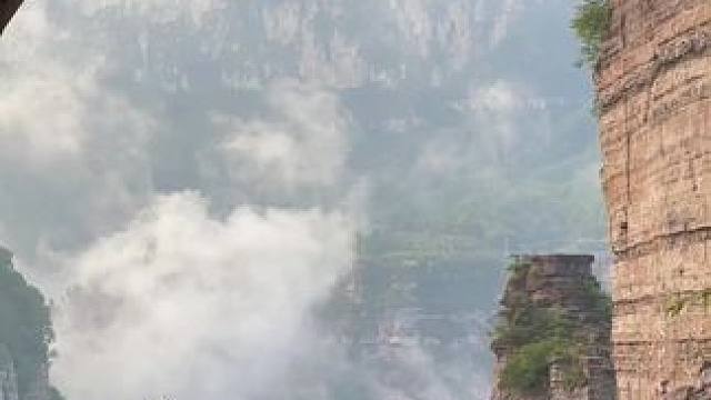 以为见山不是山 ，久别重逢山还是山……