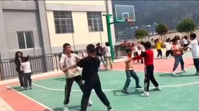 体育游戏分享，各种跳跃游戏方法。