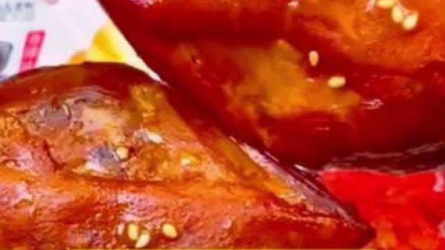 乡巴佬大鸭腿#卤味熟食 #开袋即食 #好吃不贵经济实惠 #鸭货美食 #零食推荐