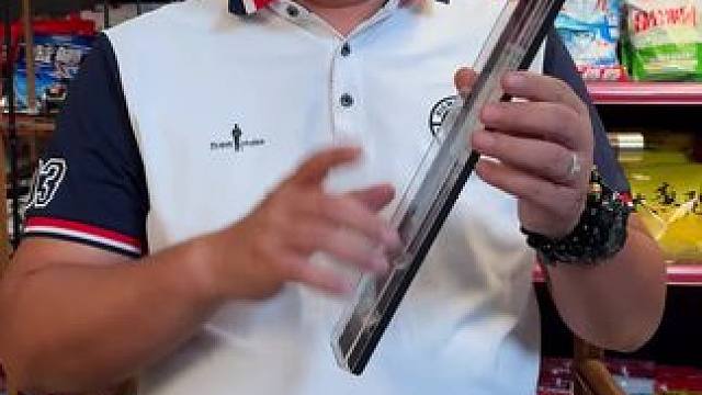 半碳线罗非子线双钩 钓罗非非常好用的半碳线罗非子线双钩，子线表面经过贪碳氟涂层处理，柔软不挡口。#黑