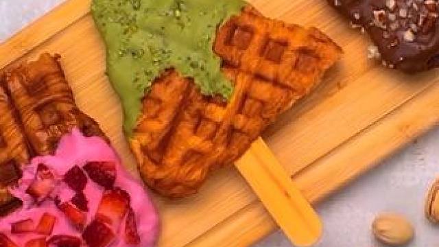 可颂面包的创意制作不同装饰搭配 #甜品治愈一切 #美食制作 #烘焙 #面包 #甜品