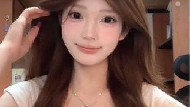 三分钟超绝刘海打理过程
#发型教程 #刘海 #甜妹 #发型