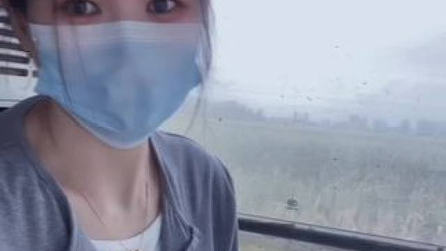 这“一亩三分地”
承载着父母多少的希望 #田间地头  #收玉米 #农村生活