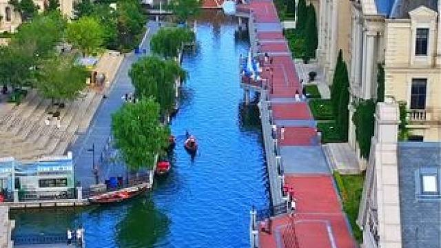 东三省第一城大连竟隐藏着一座威尼斯水城，行走期间，是满满的异域风情。#国庆小众旅游城市推荐 #带你走