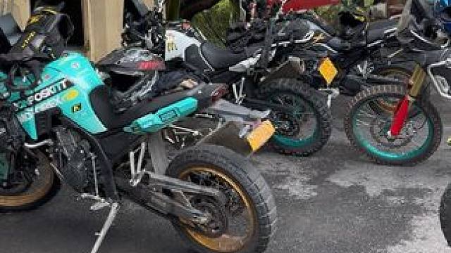 #凯越机车 #凯越800x 凯越大部队 又上山⛰️玩泥巴了！