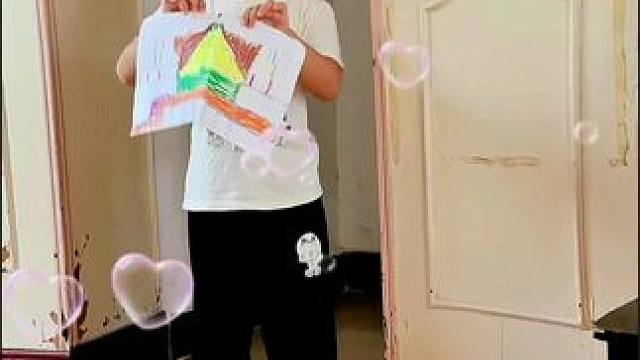 下午好朋友们。祝朋友们和家人周末快乐开心。#记录生活点滴 #乐在其中 我的原创作品。