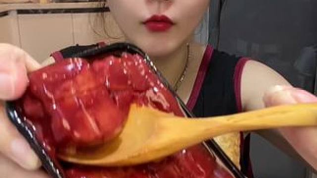 #吃货的世界唯有美食不可辜负 #从来没吃过这么好吃的东西 #好好吃饭好好生活 #不敢想象这一口多好吃