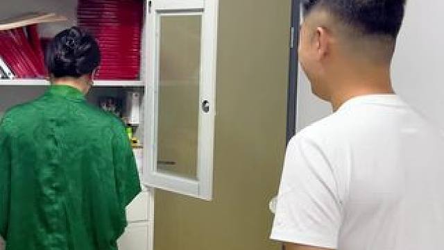 鳄珍鳄鱼酒，难得喝一口 #鳄珍 #一花一世界