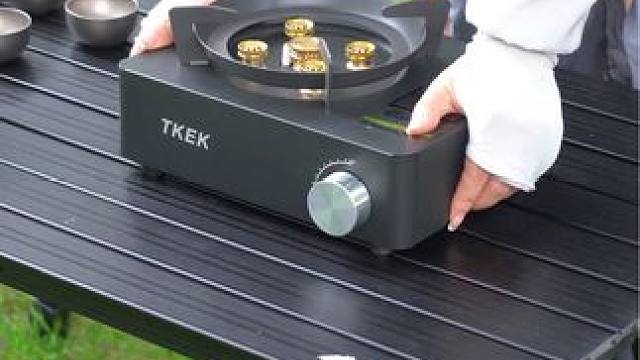 5200瓦的大火力的卡式炉，五个纯铜芯的火嘴，烧水做饭都特别的快 #卡式炉 #猛火灶 #猛火炉 #户