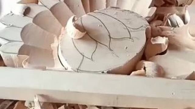 木工雕刻艺术#dou上热门 #专业的事情交给专业人去做 ##是时候展现真正的技术了 #极度舒适