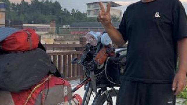 吃个桂林米粉味道非常不错，旅途漫漫到底哪里出问题为什么呀 #记录真实生活 #骑行vlog #户外生活