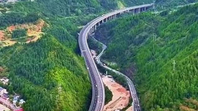 蜀道不在难，108国道朝天楼房沟匝道已更新#一帧中国·大美广元#看身边变化讲广元故事 #一道美丽的风