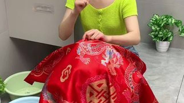 #兔耳脸盆架  可以收纳多个脸盆，家里的鞋刷都可以挂上去，还不占空间#免打孔  #小兔脸盆置物架